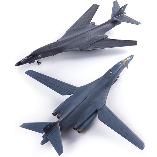 [1/144] 12620 USAF B-1B 34th BS &quot;Thunderbirds&quot;(Released Feb,2019)